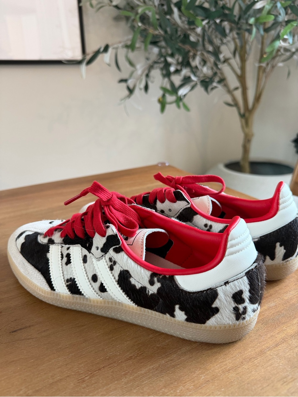 Adidas Sambas Women's Cow Print Sneakers with Red Accents - Picture 2 of 5